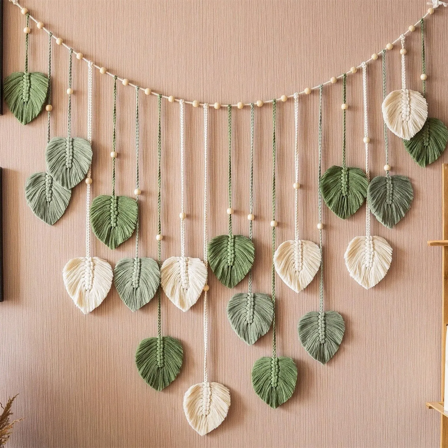 1 Pc Green Leaves Garland, Mac - огляд і ціна Century Textile & Sewing Supply